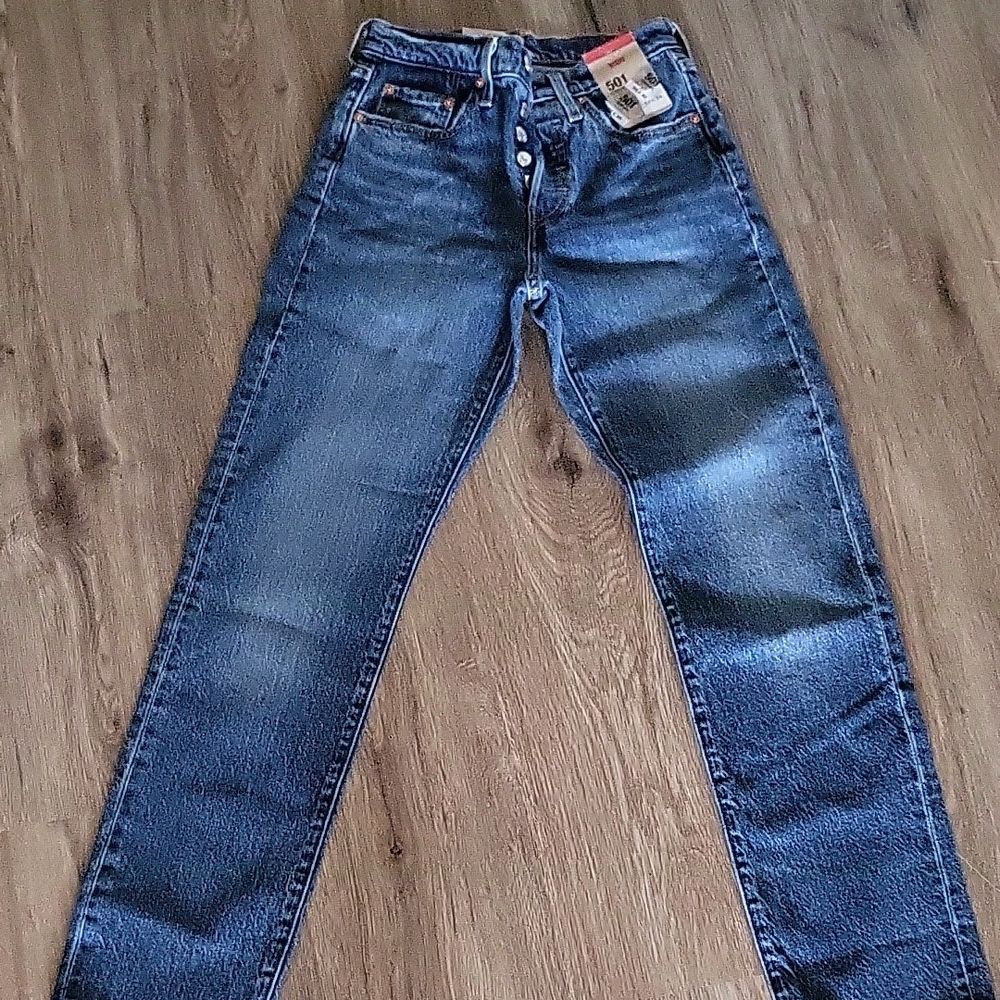 Levi's womens Dark Blue Slim Straight high rise Jeans with Button-Fly 24 ×30